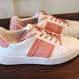 Michael kors snekaer - womans sz 10- pink & white new